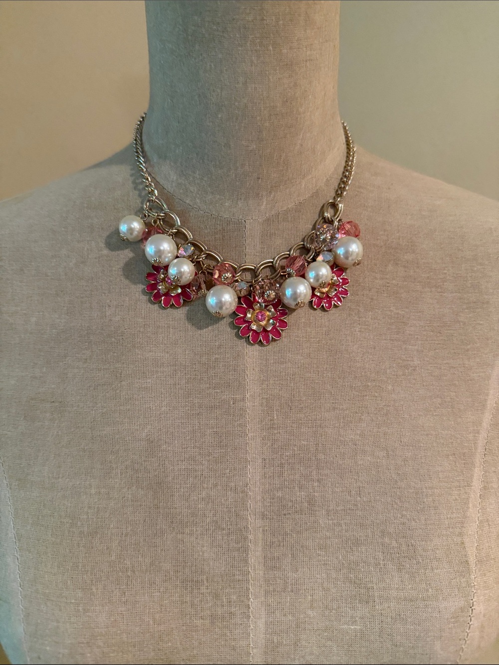 Betsy Johnson Flowers and Pearls Chunky Necklace